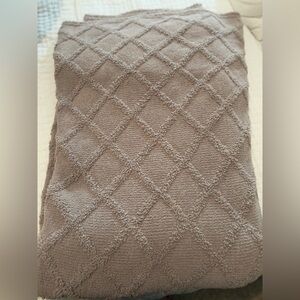 Barefoot Dreams CozyChic Throw